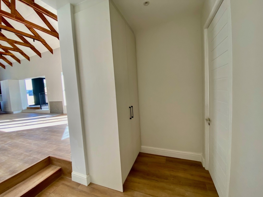 3 Bedroom Property for Sale in La Roche Western Cape